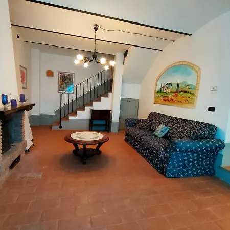 Holiday home Borgo Fastelli - House In Historical Borgo In Tuscany - Susino